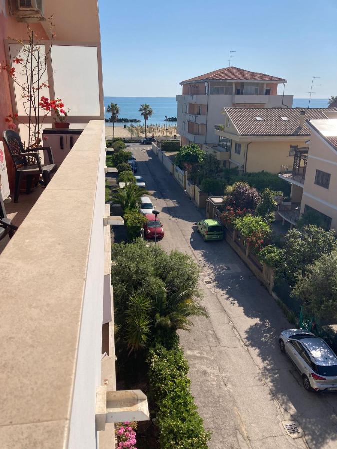 Teresa Al Mare Apartment Montesilvano Exterior photo